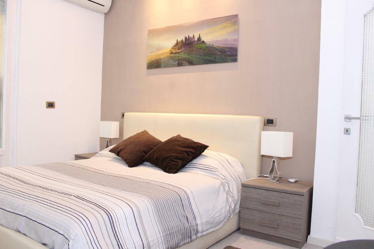 Art Apartment Ponte Vecchio Florence Exterior photo