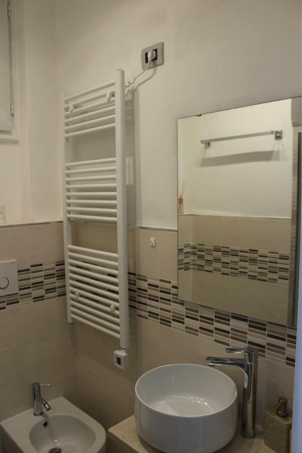 Art Apartment Ponte Vecchio Florence Exterior photo