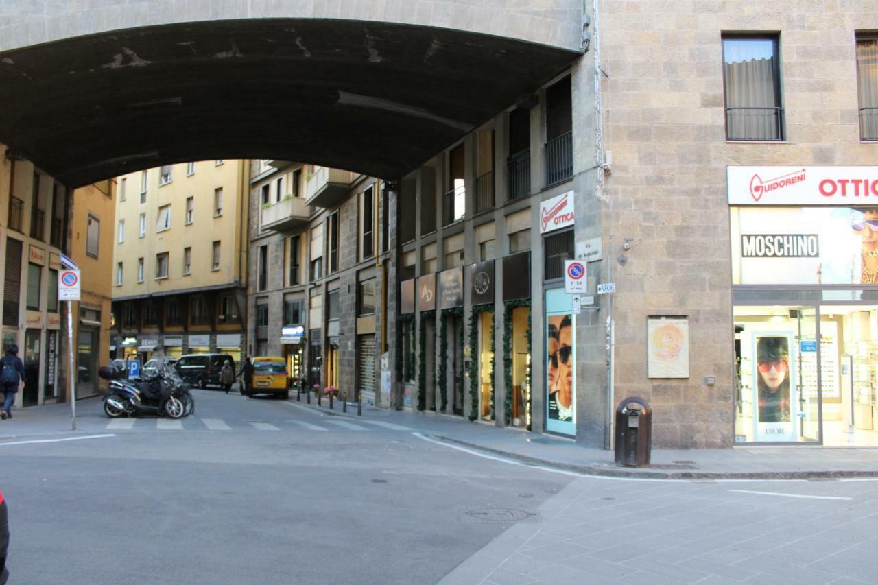 Art Apartment Ponte Vecchio Florence Exterior photo