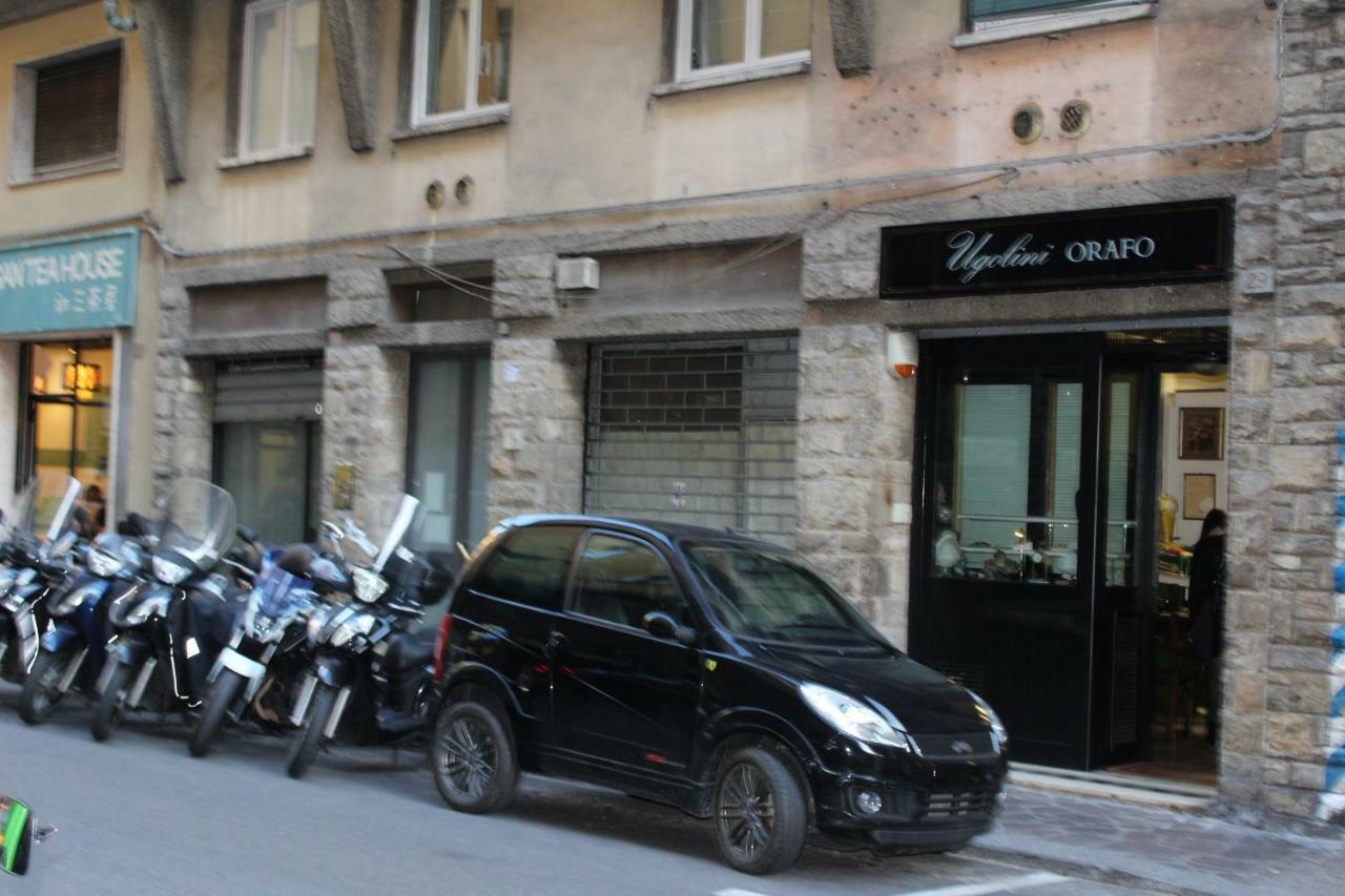 Art Apartment Ponte Vecchio Florence Exterior photo